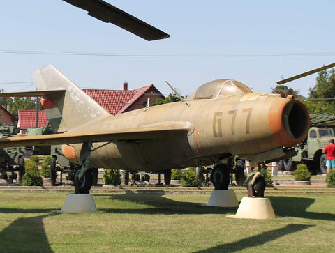 MiG15 064-1