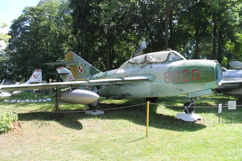 MiG15 8020-1