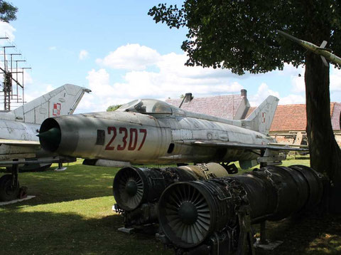 MiG21F13 2307-1