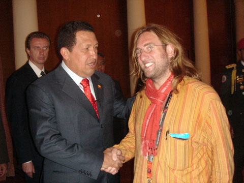 incontro tra il Presidente della Repubblica Bolivariana del Venezuela Hugo Chavez e il segretario del SISA Davide Rossi