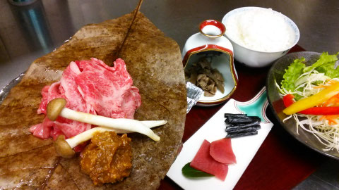 飛騨高山 レストラン 洋食 和食 ランチ 昼食 古い町並み あげづけ 高山市政記念館 陣屋前朝市 レンガ館 飛騨高山まちの博物館 郷土料理 高山ラーメン ジャスミン 古民家カフェ 町家カフェ 喫茶店 さんまち 三町 レトロ ご当地グルメ 大正ロマン 落ち着く 茶房 食事処 くつろぐ人気 おすすめ 個室団体 予約 センターフォー 平野屋本陣 ほうば味噌 飛騨牛にぎり 飛騨牛ドッグ 飛騨牛サンドイッチ ベジタリアン コーヒー 紅茶 飛騨牛カレーライス 生ビール ノンアルコール 地酒 角一 和カフェ 珈琲