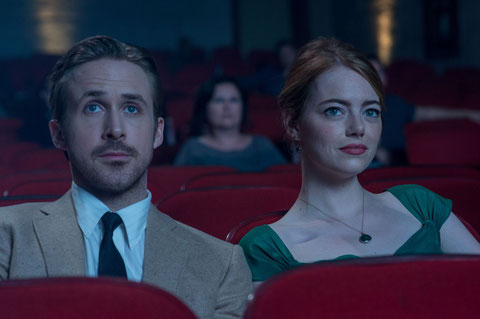 Ryan Gosling et Emma Stone, deux amoureux qui rêvent de gloire à Hollywood (©SND).