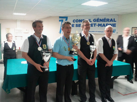 le podium du championnat de France National 1 organisé par notre club les 15 et 16 juin 2013