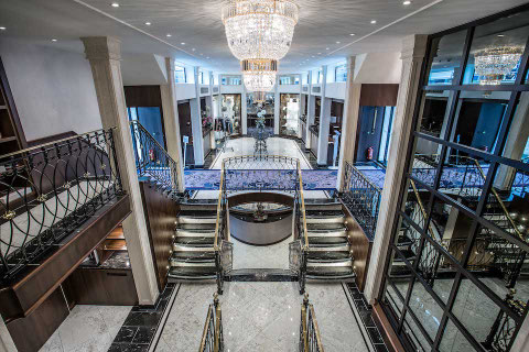 MS VIVA MOMENTS Lobby