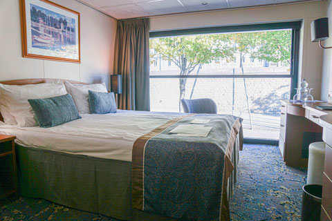 BIJOU DU RHÔNE Kabine mit absenkbarer Panoramafront