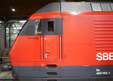Zürich HB am 15.08.2008 - Ankunftszug = IR 2585 / Abgangszug = IR 2036