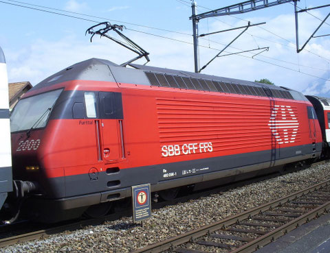 Der Ankommende Zug 35433 in Trübbach beim Wenden auf den abghenden Zug 35434 am 27. Juli 2008