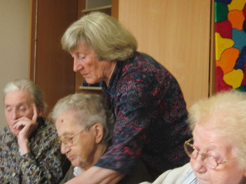 Elisabeth Siegmund-Schultze bei der Arbeit.