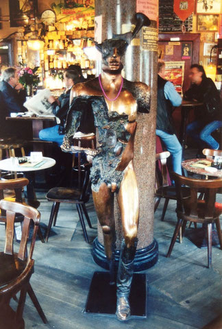 Guardian of the Groove, 1993, 194 cm - Yorckschlösschen Berlin