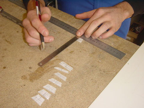 Die Crowninlays müssen angezeichnet werden um eine saubere Platzierung zu erhalten.