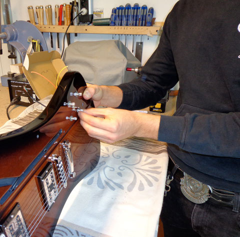 Montage der Elektrikparts und ...