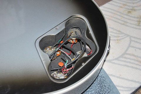 Eingelötete Elektrik.