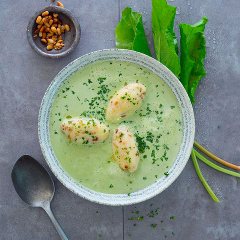 Sauerampfersuppe mit Grießnocken, Udo Einenkel Foodfotograf