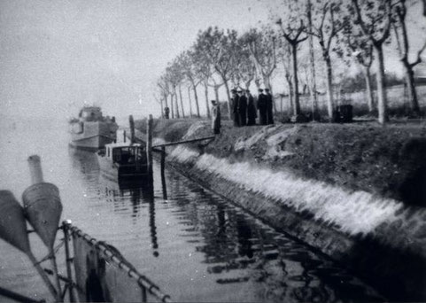 F.d.S., Kommodore Petersen, besucht die 7. SFltl in Venedig 1944