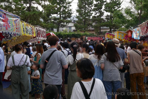 神社境内