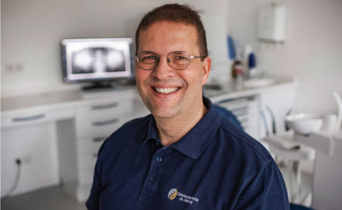 Zahnarzt Dr. Andreas Hartel, Meinerzhagen: Implantate und Zahnersatz