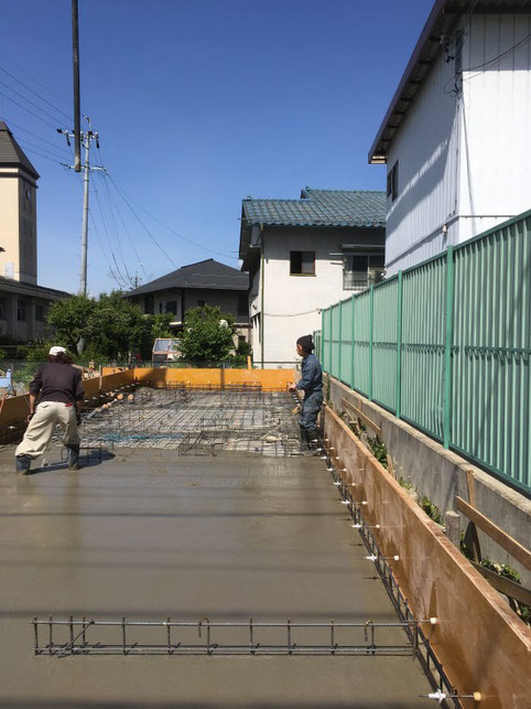 ベーカリーショップ　クロリ・BREAD＆LIFE　店舗併用住宅　松本市　新築工事　長野県松本市の建築家　建築設計事務所　配筋検査　現場監理　シンボル