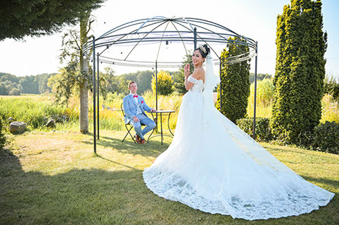 Hochzeitsfotografie, Verliebtes Paar, Braut Glücklich verliebt