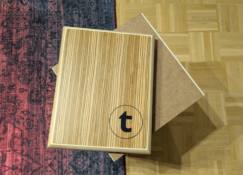 TCA Travel Cajon Foto von oben auf 45 cm hoher Cajon