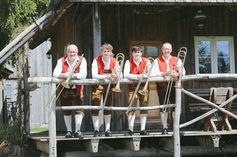 Posaune v.l.n.r. Alois Badstuber, Bernd Schäffeler, Reinhold Bühler, Franz Dorn