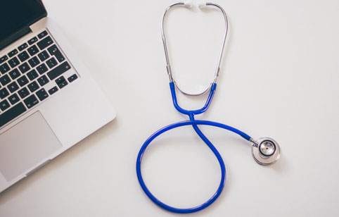 Arzt Praxissoftware Software Praxisprogramm abasoft ärzte mfa digitales Nachschlagewerk kodierunterstützung diagnose diagnoseschlüssel kbv PraxisWissen