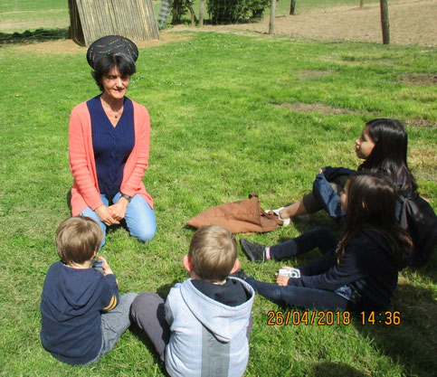 des enfants sages devant Madame autruche sans plume ?