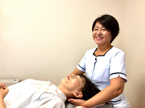 施術をしている写真