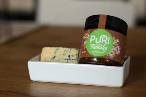 Miel de Manuka et Fromage à pâte persillée 