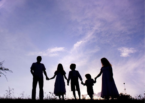 Familie am Abend