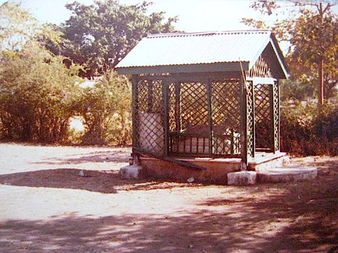 Saint Gilori Shah's tomb - Photo taken by Eric Teperman