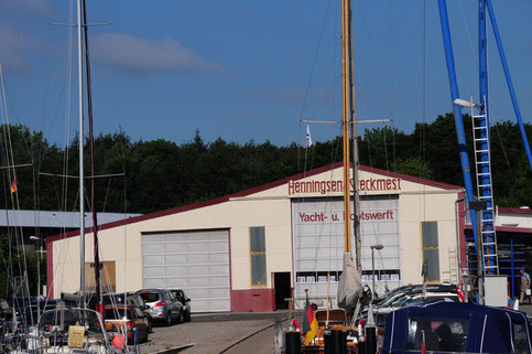 Werftgelände und - hafen von Henningsen und Steckmest