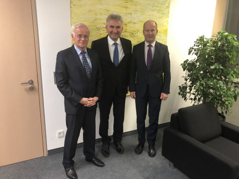Antrittsbesuch Des Vfb Nw Vorsitzenden Bernd Zimmer Bei Nrw Wirtschaftsminister Prof Dr Andreas Pinkwart Verband Freier Berufe Im Lande Nordrhein Westfalen E V