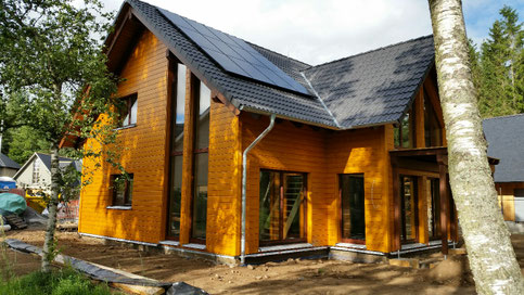 Heating with Ice - First Stommel Haus in Scotland will enjoy the comfort and energy efficiency of a Viessmann Solar Ice heating