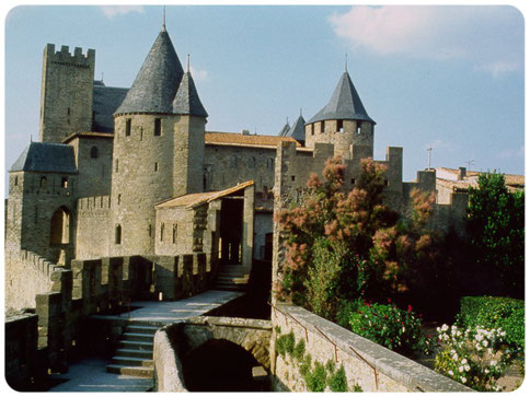 Carcasona  visita guiada, guía oficial en Carcassonne, tour en sur de Francia en ruso, guía ruso en Carcassone