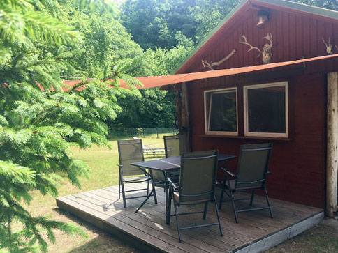 Ferienhaus Urlaub MV Hütte Blockhaus Mecklenburger Seenplatte Userin Zwenzow