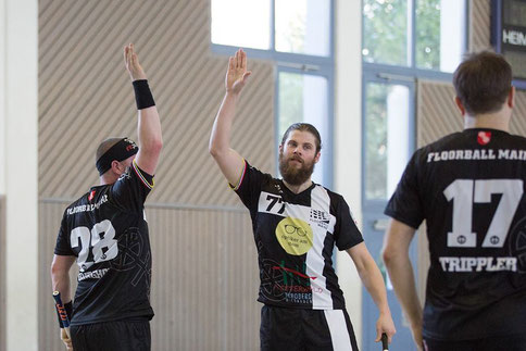 Floorball Mainz besiegt sich in hochdramatischem Spiel gegen Florball Butzbach selbst