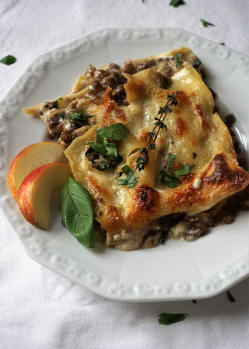 Lasagne mit Linsen und Apfel - verführerisch und knusprig