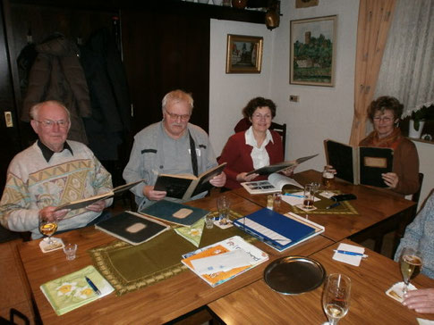 Albert Rapp, Herbert Wiegand, Petra Peer-Baumann und Hedi Lucas freuten sich über die "Borg-Schenkung" (Foto: D. Altmann).