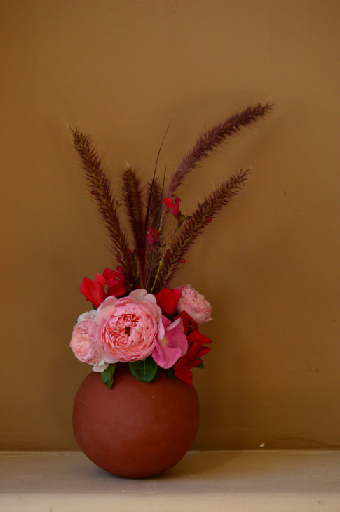 rose, alnwick, james galway, miniature, small sunny garden, desert garden, amy myers, monday vase, photography, earthenware, pottery, potter, ceramics
