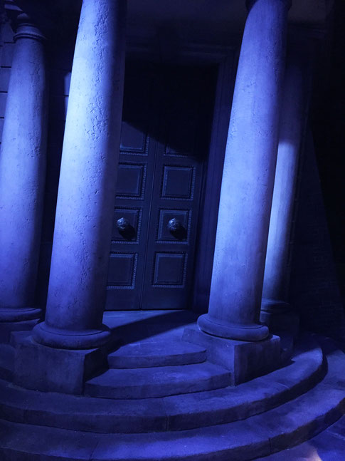 image: nina luca, warner bros london, warner bros studios, harry potter, hogwarts, hogwarts express, harry potter london, harry potter studios, london warner bros
