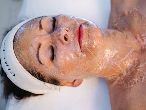 Dermaplaning, Kempten, Skinroom, Hydrafacial, Skincare, Circadia, Kosmetik, Beauty, Ästhetik, Medical, Schönheit, Anti Aging, Falten, Botox, Aquafacial, Lasern, Kollagen, Allgäu, Kosmetikstudio, Spa