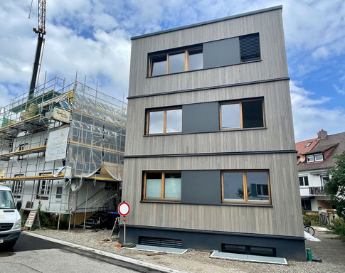 Auch, wenn es noch nach Baustelle aussieht: Unsere Beratungsangebote sowie die Verwaltung sind ab sofort in der Burger Straße 31 beheimatet und erreichbar.