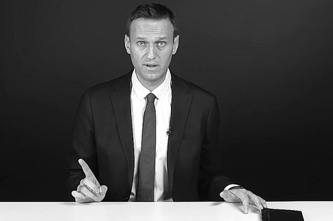 Navalny in einem seiner Enthüllungs-Videos, Screenshot: Navalnys Youtube-Kanal