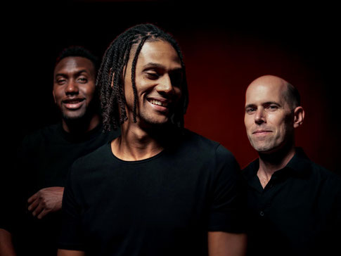 Tilo Bertholo, Grégory Privat, Chris Jennings, album "Phœnix". Photographie : Jeff Ludovicus