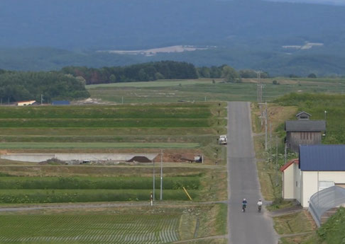 東川町のまっすぐな道