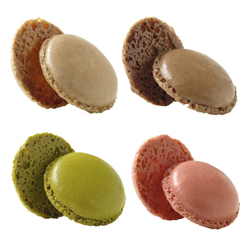 Confezione di 16 gusci di Maccaron in 4 colori misura tradizionale a €8,00