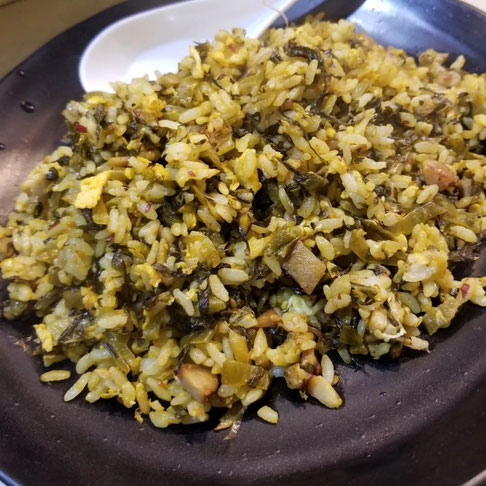 屋台：たかちゃん、料理：高菜炒飯