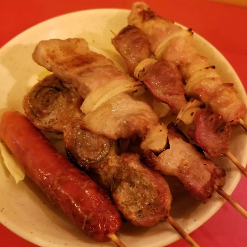 屋台：屋台のたまちゃん、別館、料理：炭火焼きとり五種盛