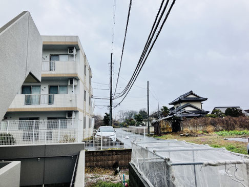 高齢になると賃貸住宅の入居審査が厳しくなるケースもあります（イメージ）
