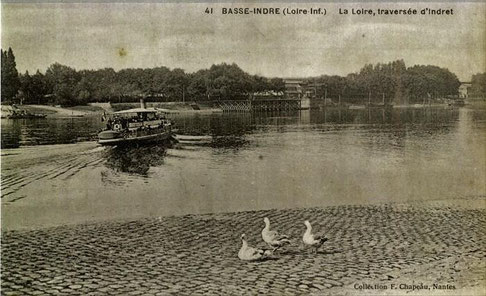 Exposition « Passages d’eau en Loire, les bacs au fil des ans ». Indre.